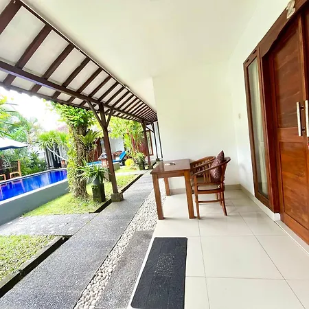 Pererenan Nengah Guesthouse Canggu