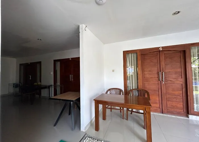 Pensión Pererenan Nengah