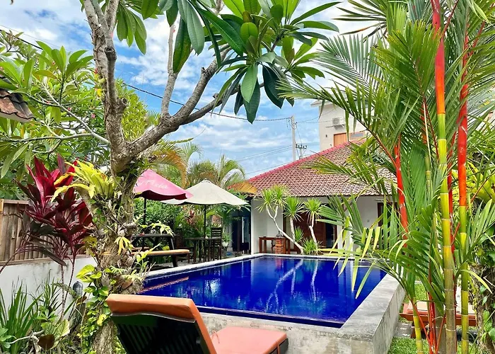 Pensión Pererenan Nengah 3*
