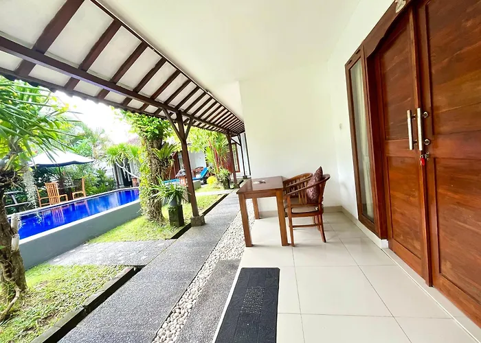 Pensión Pererenan Nengah
